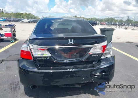 2015 Honda Accord Sport z USA, uszkodzony, nr VIN 1HGCR2F59FA227306